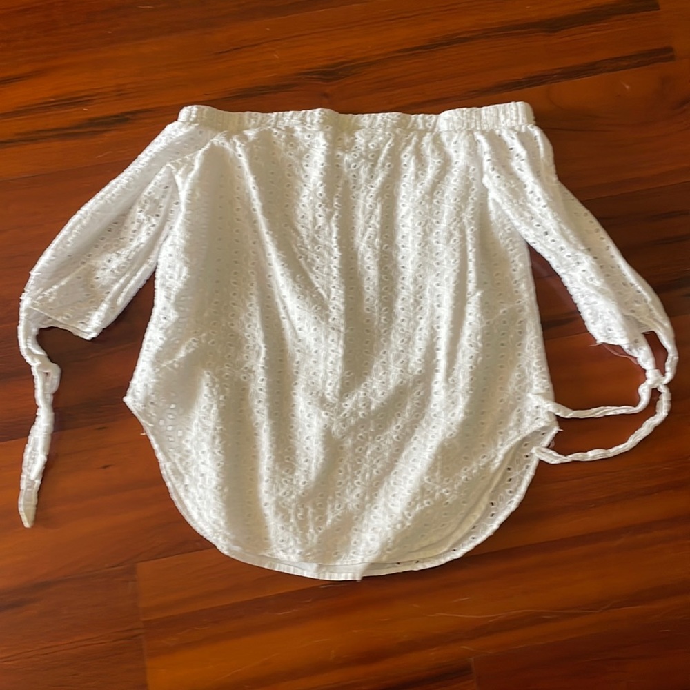 Ladies top size Small